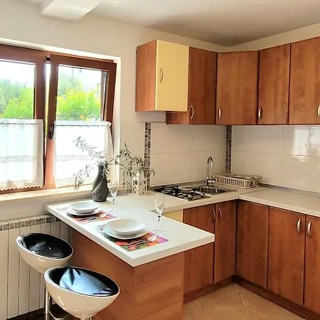 Apartman Uta Апартаменты *